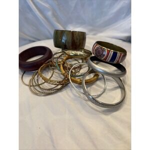 Bangle Bracelet Lot 18 Pieces Wood Metal Enamel Boho Stackable Vintage